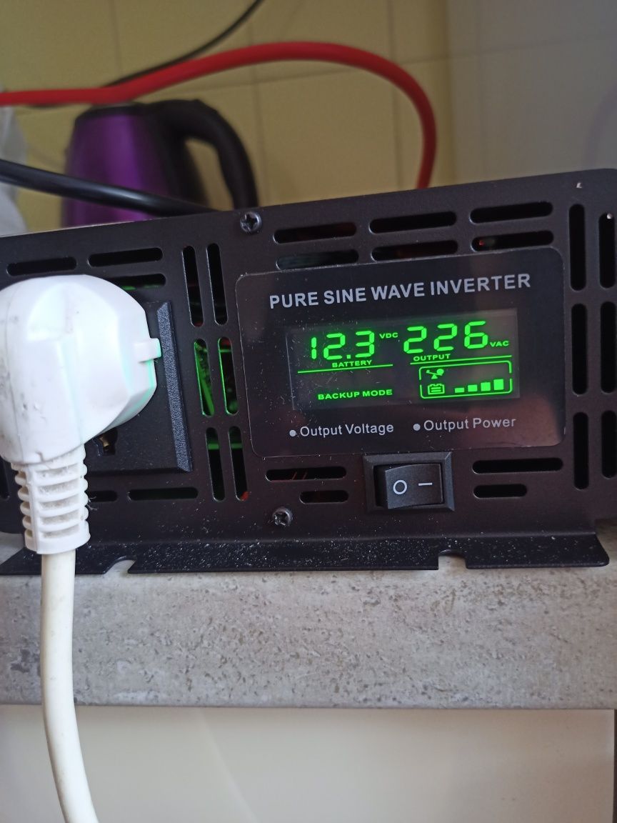Інвертор EAFC 4000W, 12В - 220В, з чистою синусоїдою