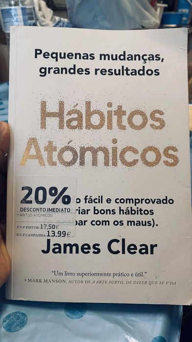 vendo livro hábitos atómicos.