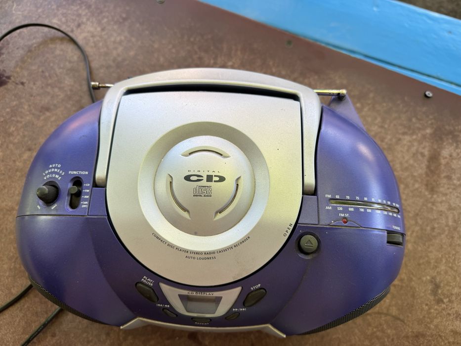 Продам магнитофон