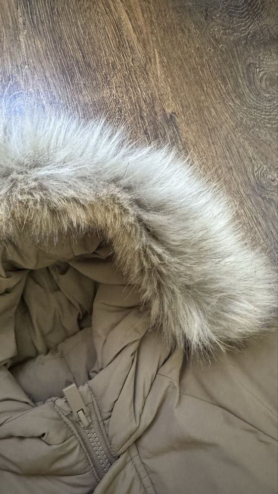 Зимова куртка Zara
