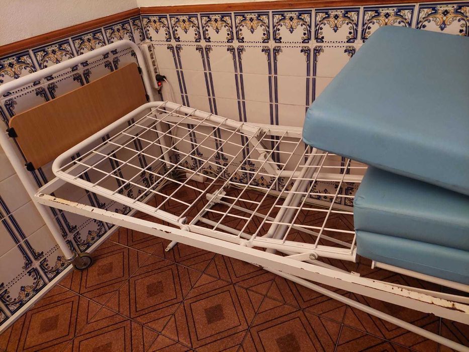 Cama Articulada Ferro Single