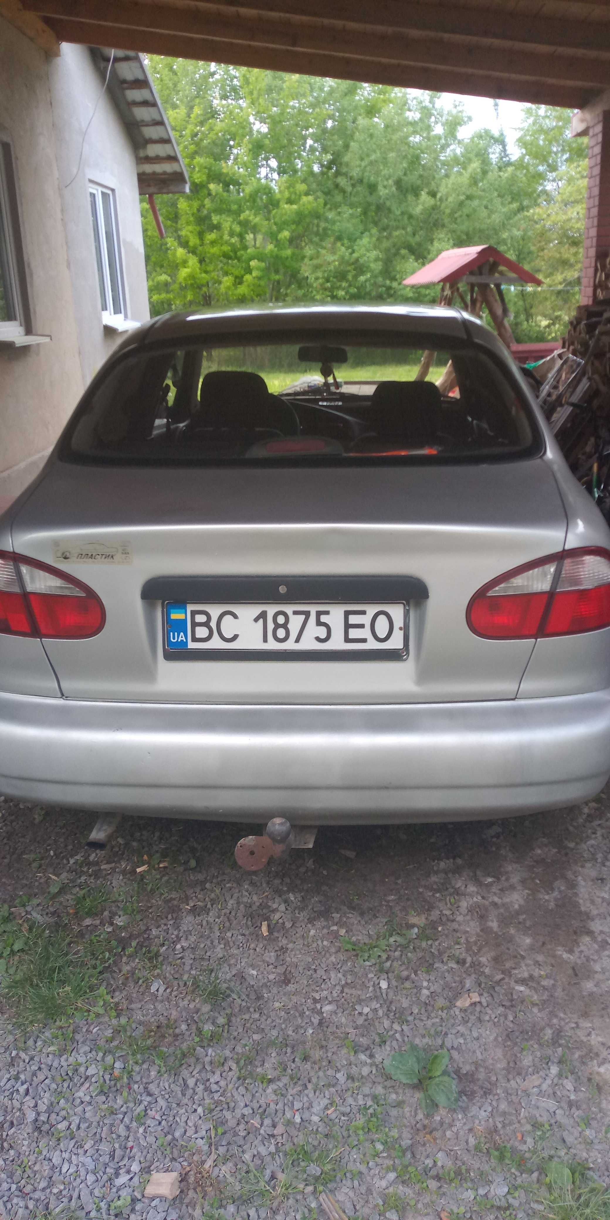 Автомобіль Deawoo
