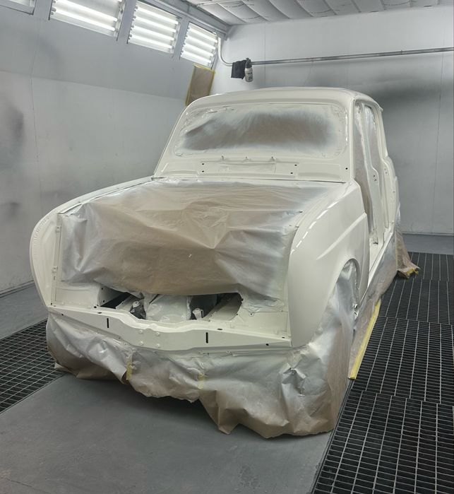LE GARAGE // BATE CHAPA & PINTURA