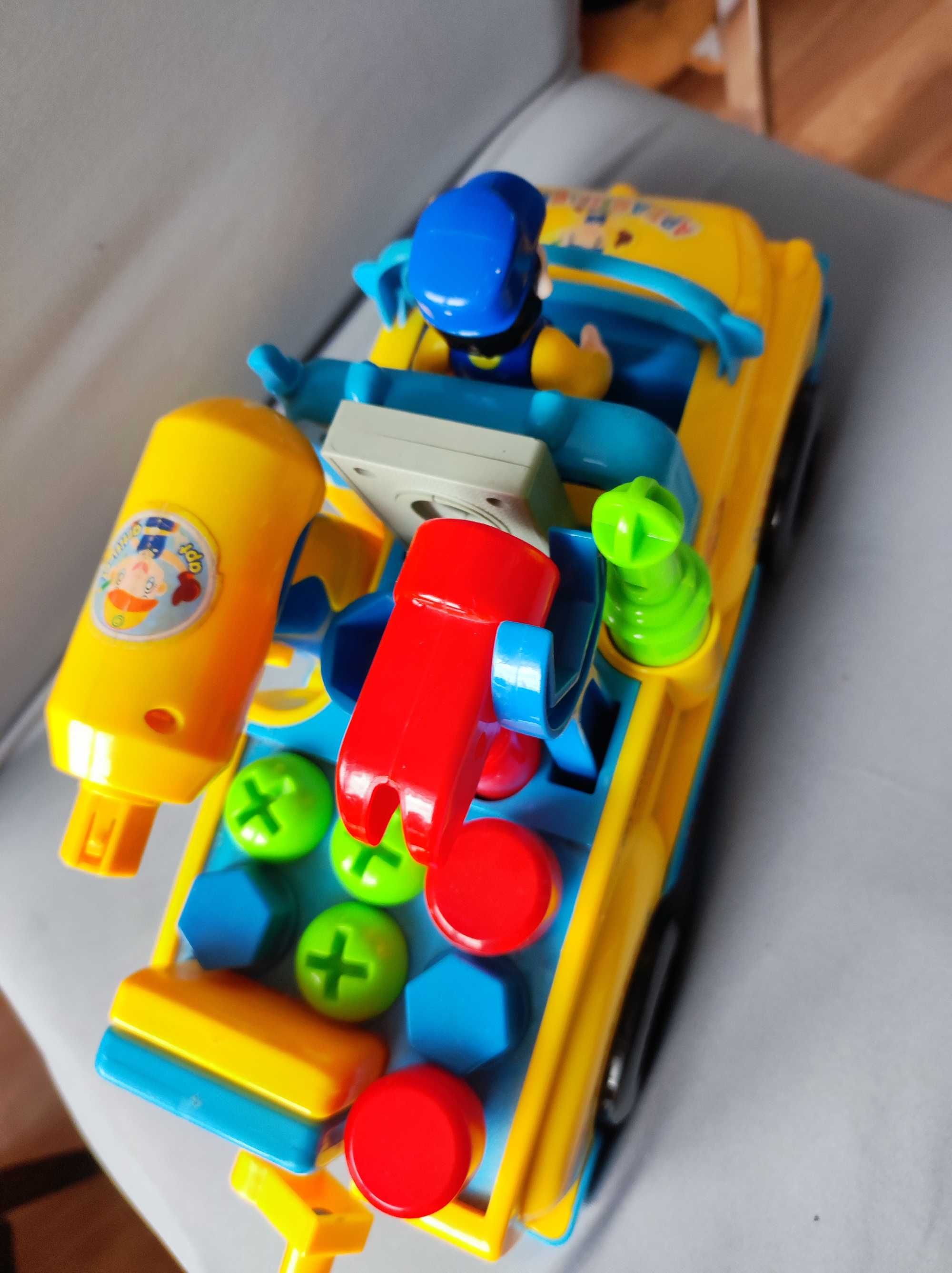 Auto Do Rozkręcania i Skręcania + Narzędzia jeździ i gra