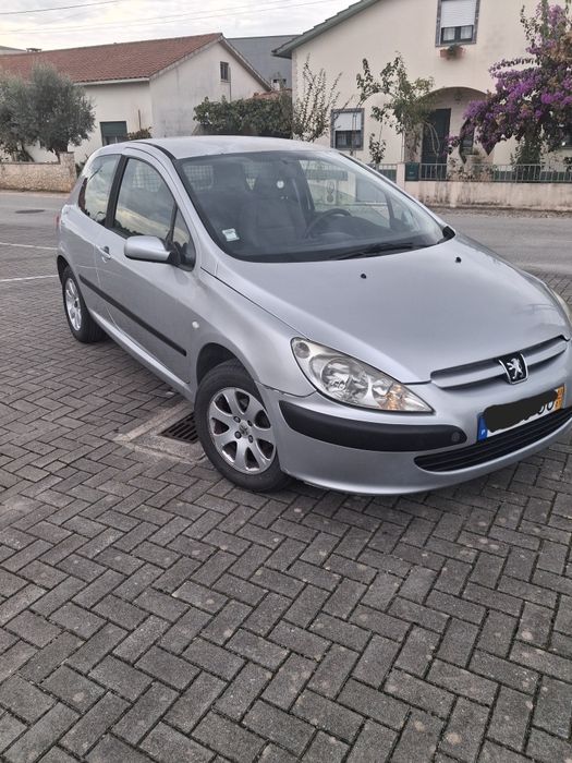Vendo Peugeot 307 1.4hdi comercial ano 2003