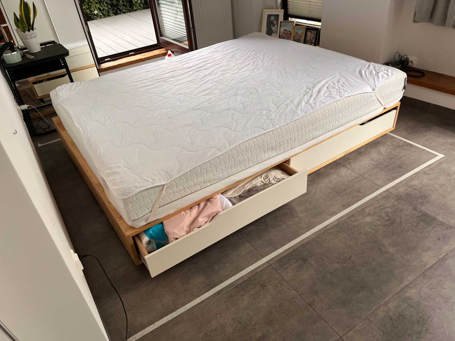 Zestaw łóżko + materac 160x200 (dla dorosłych) & 90x190 (dla dziecka)