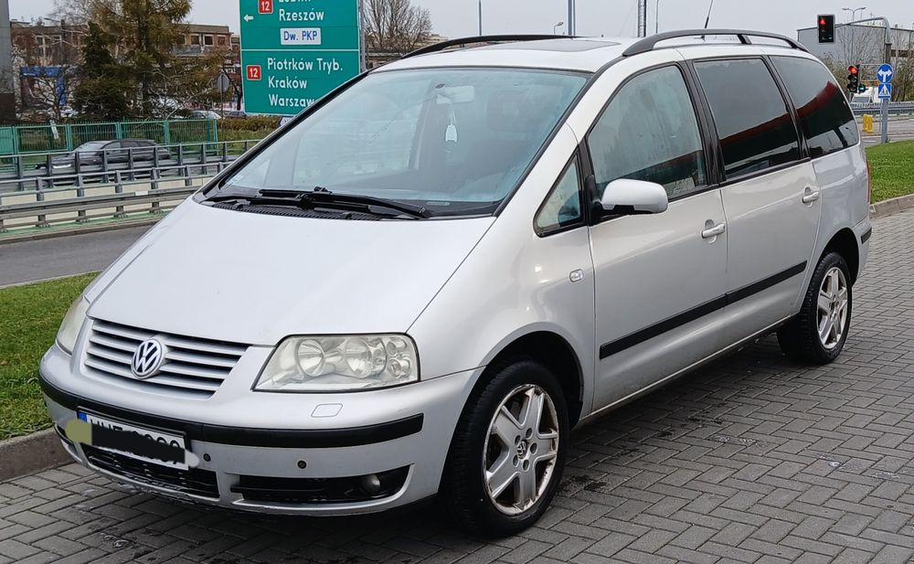 Sprzedam VW Sharan 1.8 T z gazem automat