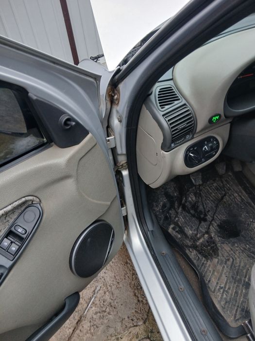 Продам ваз калина в нормальном стані.