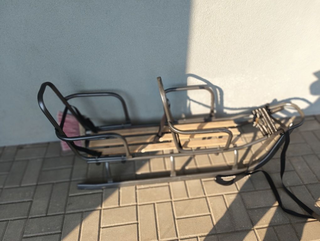 Sanki podwójne stalowe z ocieplaczami