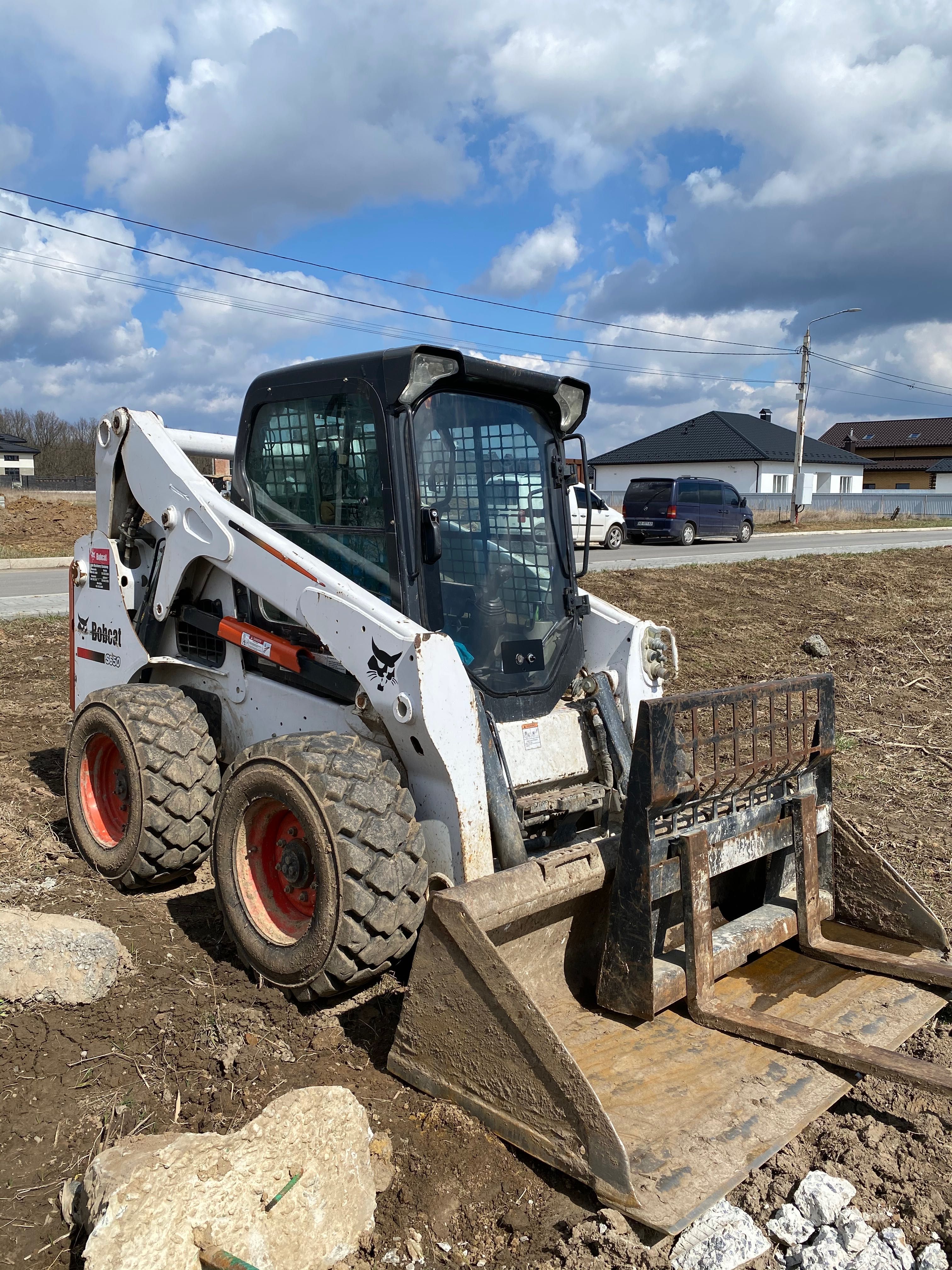 Послуги-Робота-Оренда Спецтехніки Bob Cat, JCB. Боб Кет