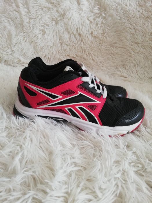 buty REEBOK 36 czarne różowe wygodne