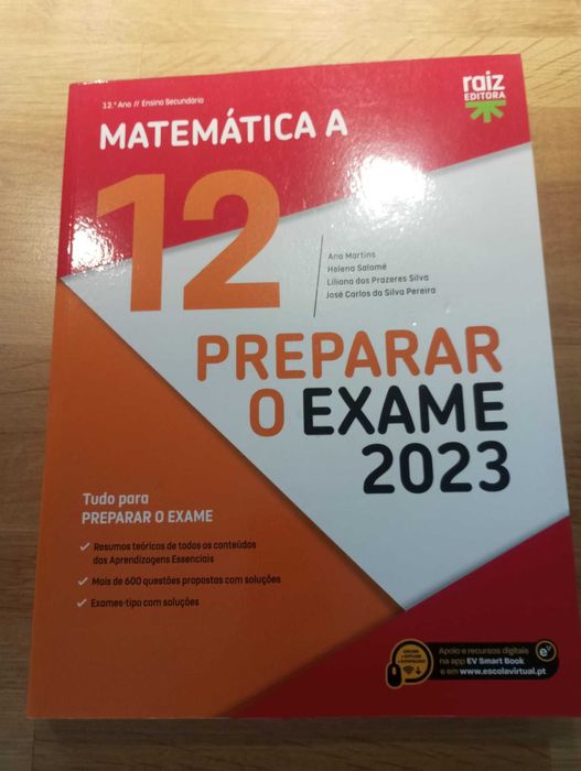 Livros Preparar Exames 12ºano MAT A e PORT (Valor cada)