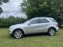 Sprzedam Mercedes ML 2011 r Diesel