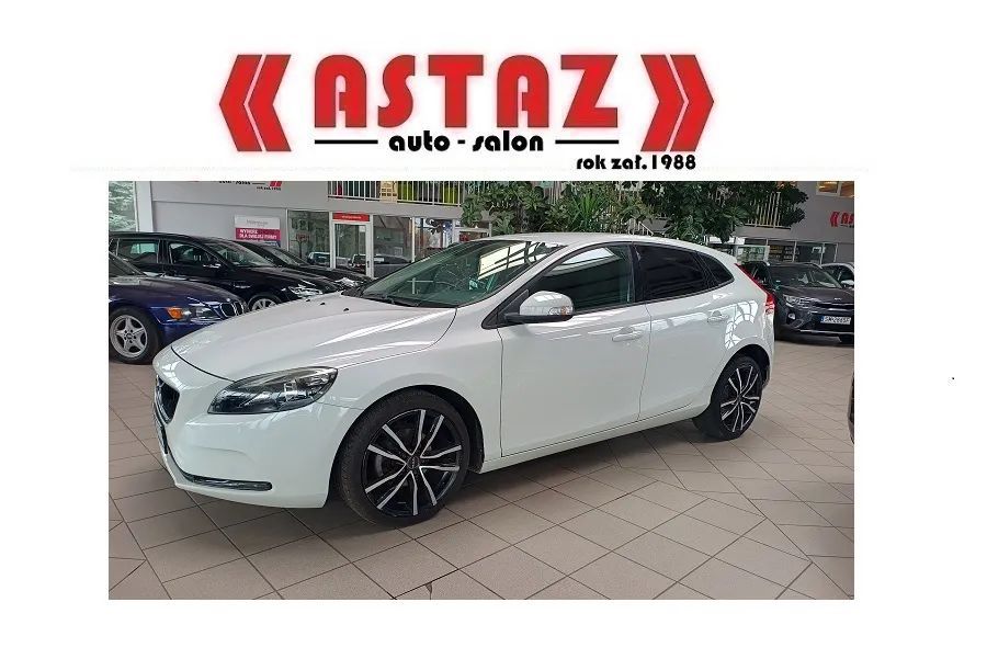 Volvo V40 2016, virtualne zegary, NAVI, klima, alum