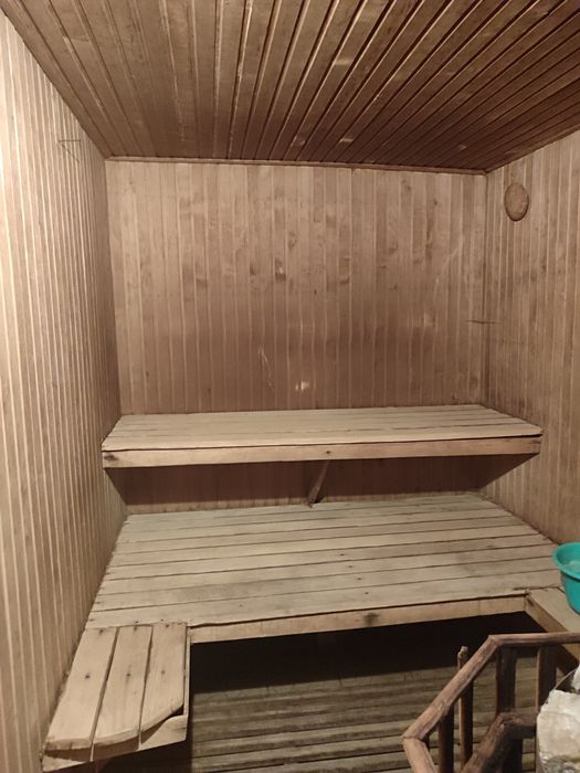 Продається лазня та недобудований будинок в м.Малин