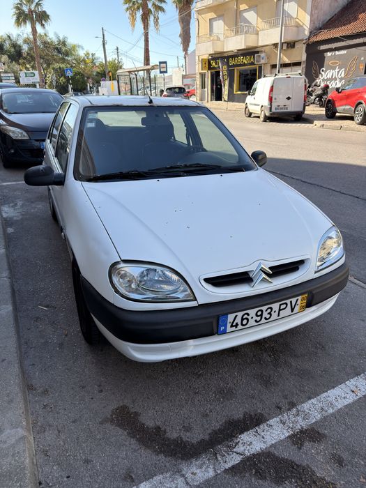 Saxo ano 2000 gasolina