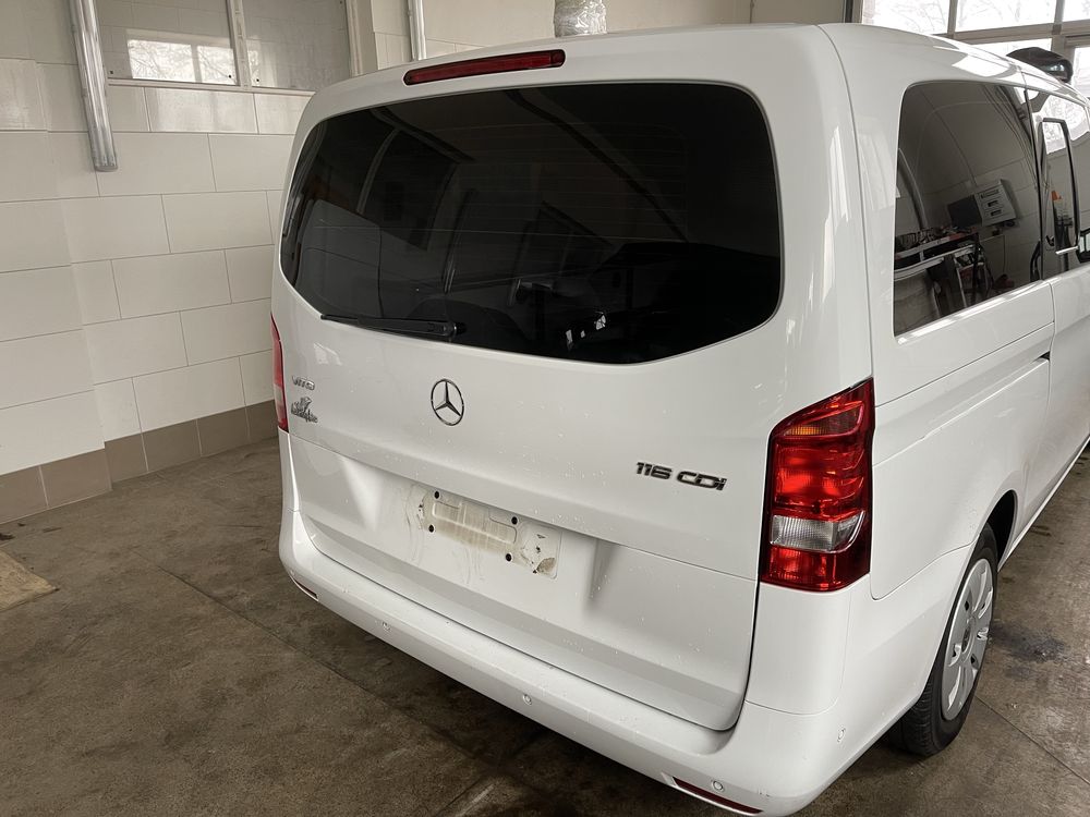 Ляда кришка багажника Mercedes Vito W447 V-class