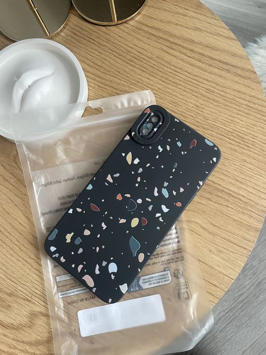 Чохол на iphone xs max новий