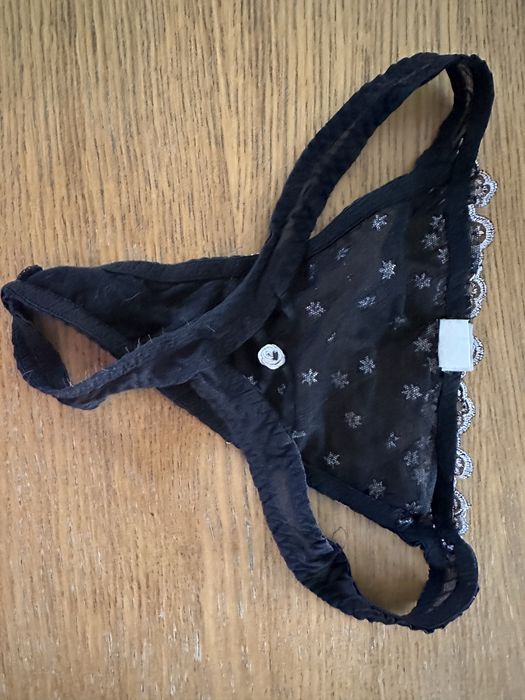 Koronkowe stringi XS