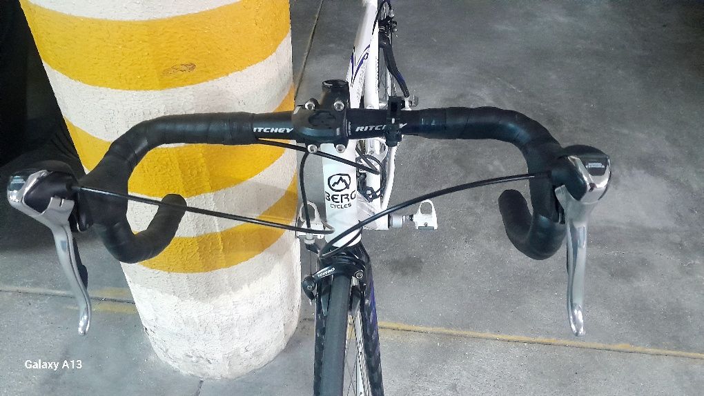 Vendo bicicleta de estrada marca Berg fuego 7.5
