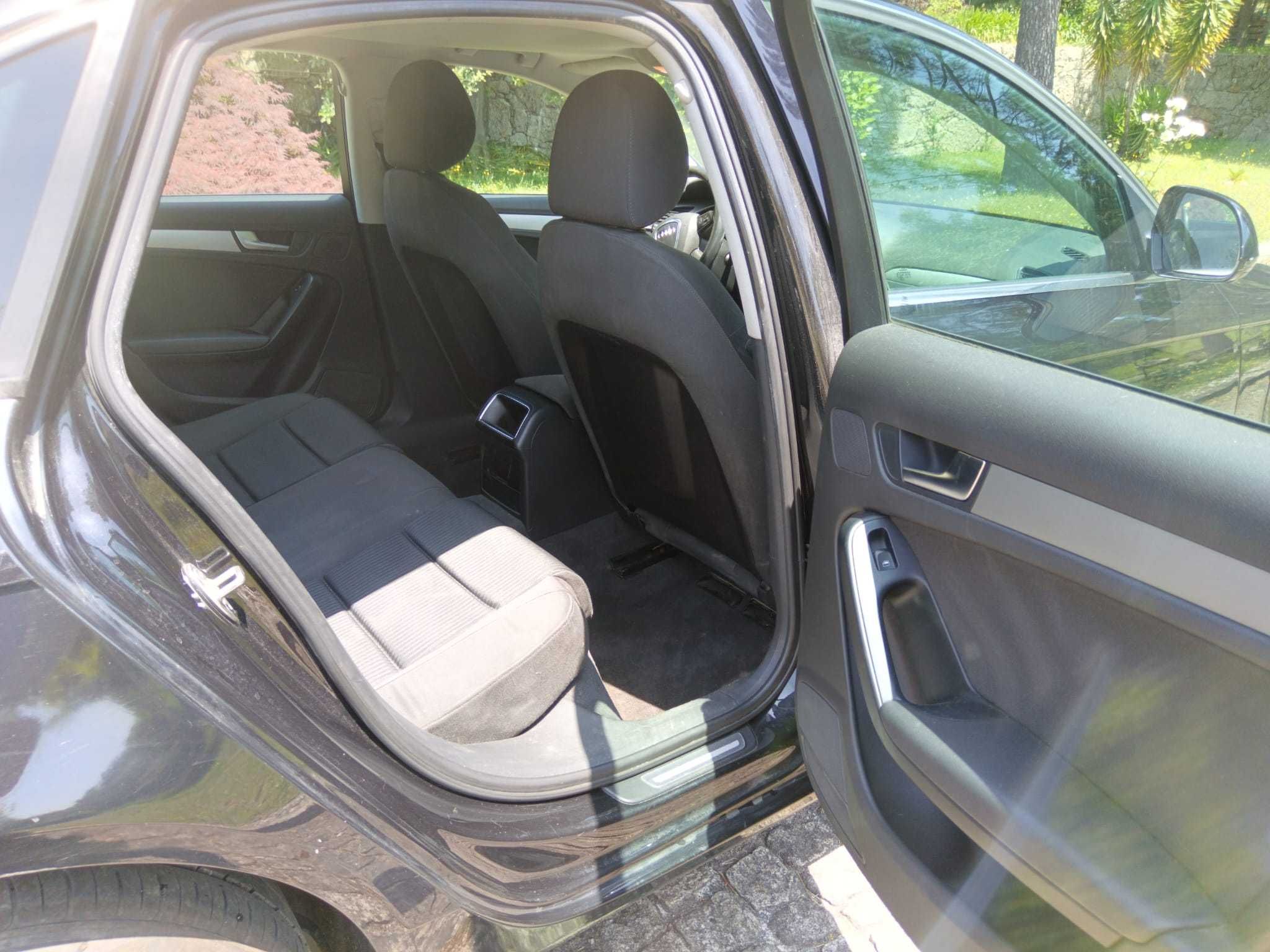 AUDI A4 2.0 Exclusive