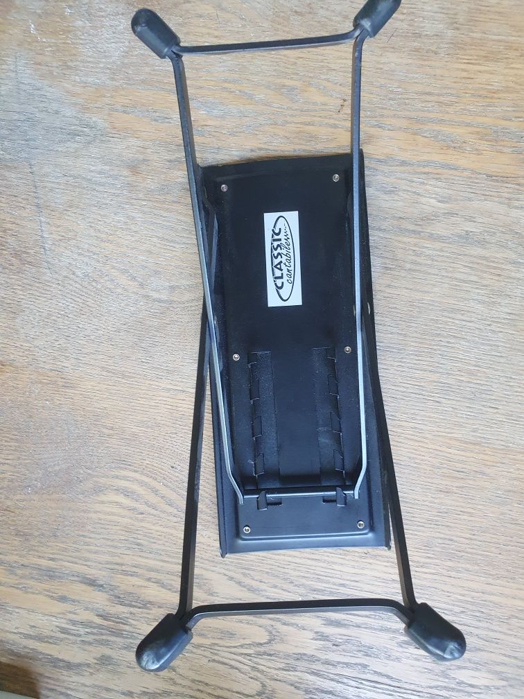 Podnóżek, gitara klasyczna
