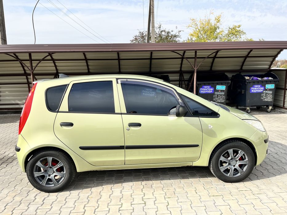 Продам автомобіль Mitsubishi Colt