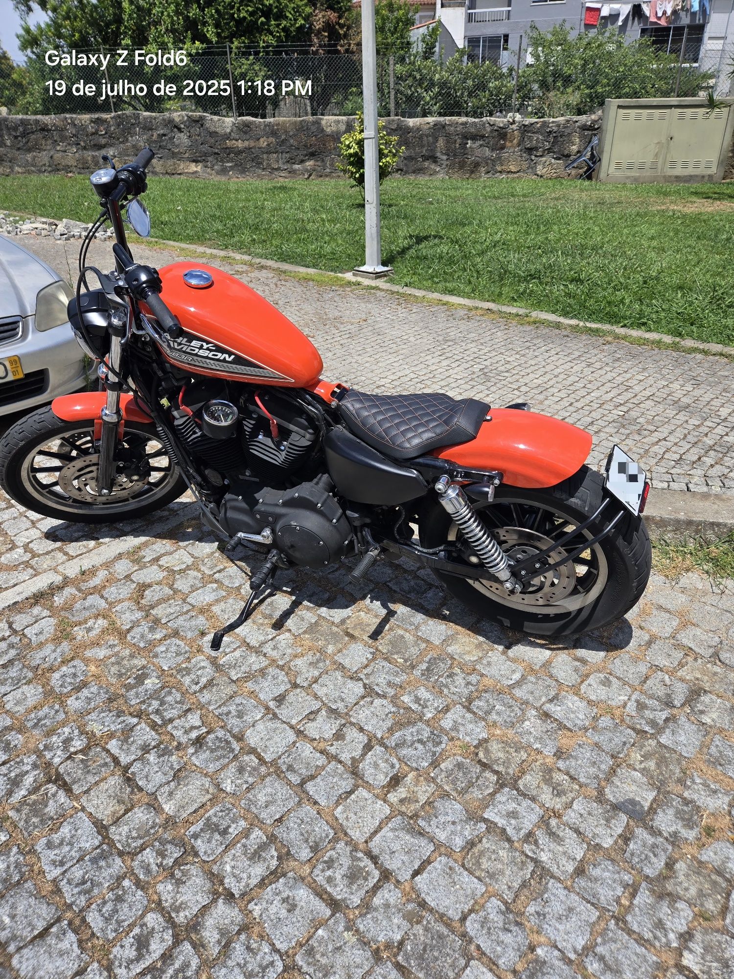 Harley davidson 883r