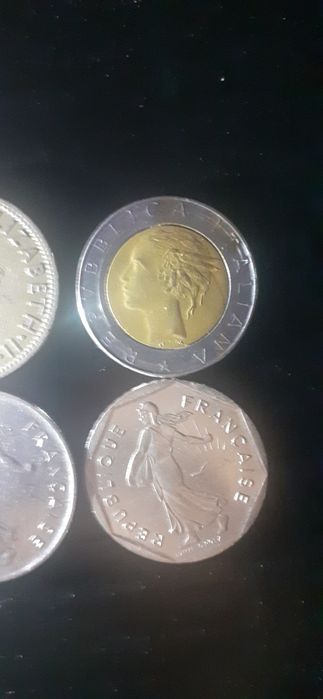 Moedas antigas de vários paises