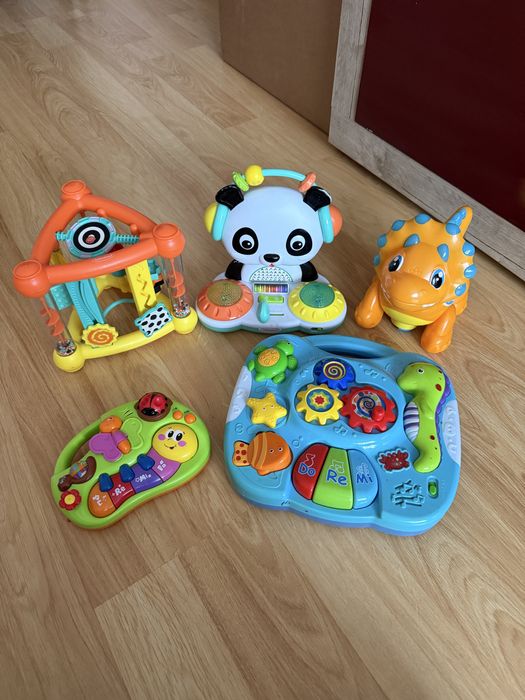 Набір іграшок для малят