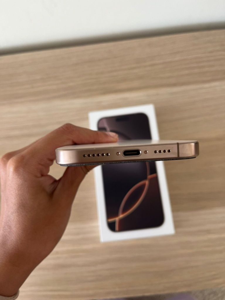 Iphone 16 pro max como novo