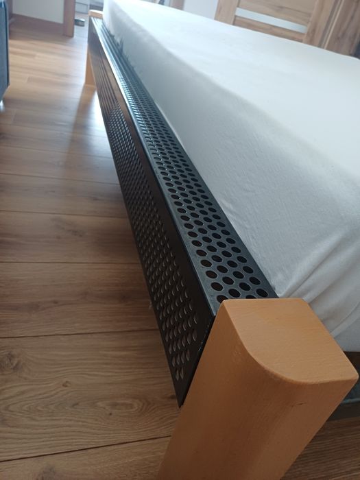 Łóżko dwuosobowe/małżeńskie