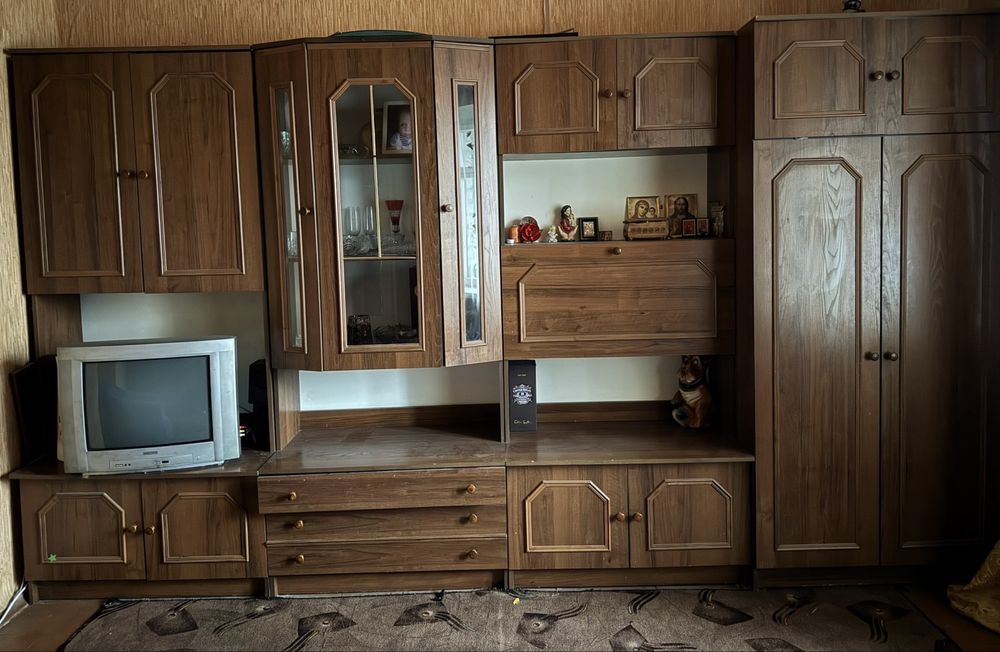 Продам меблів у звязку з переїздом