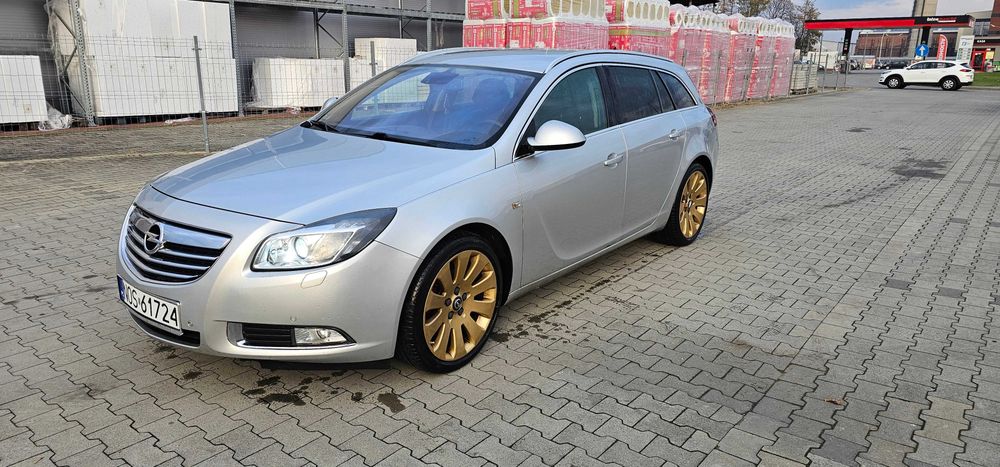 Opel Insignia 2.0 CDTi navi xenon wentyle COSMO zadbana