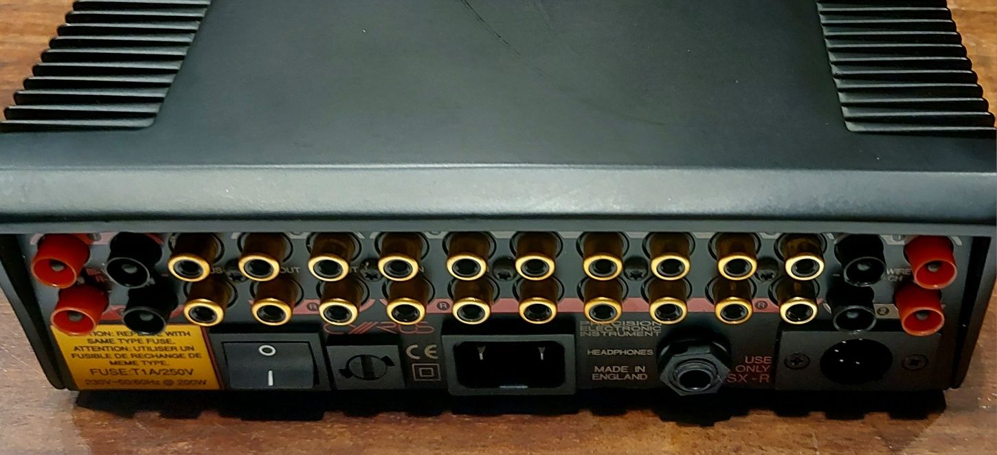 CYRUS 7 Integrated wzmacniacz zintegrowany amplifier jak Nowy