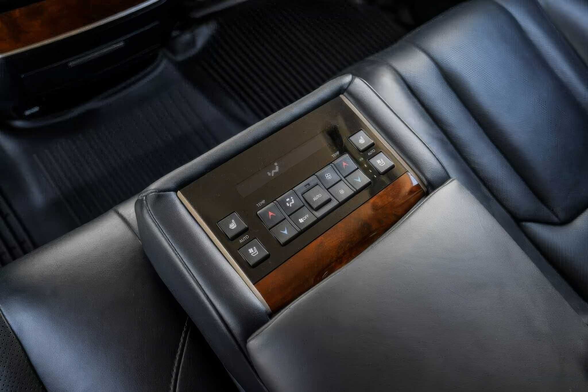 2016 Lexus LX 570