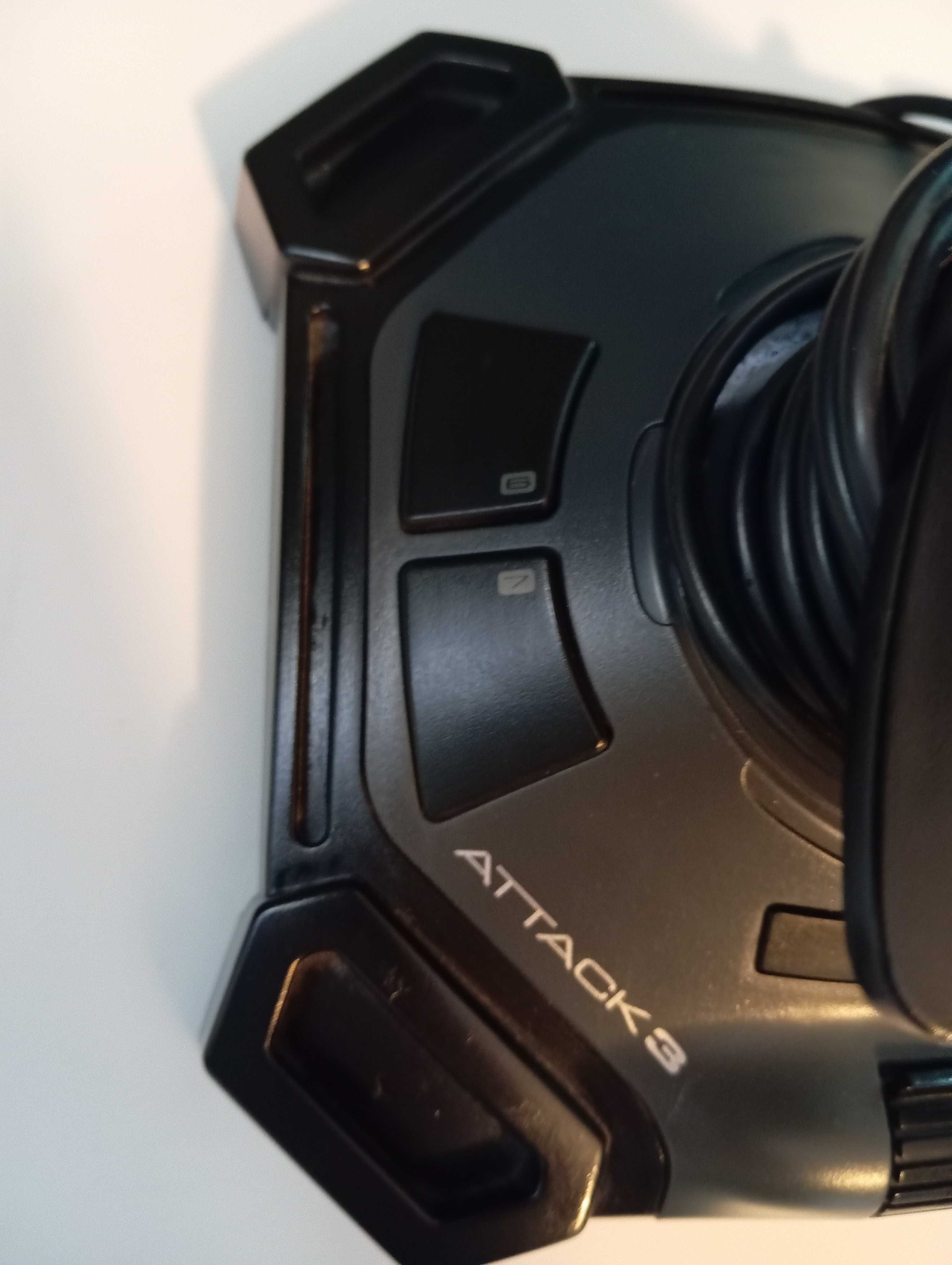 Joystick Logitech Attack 3