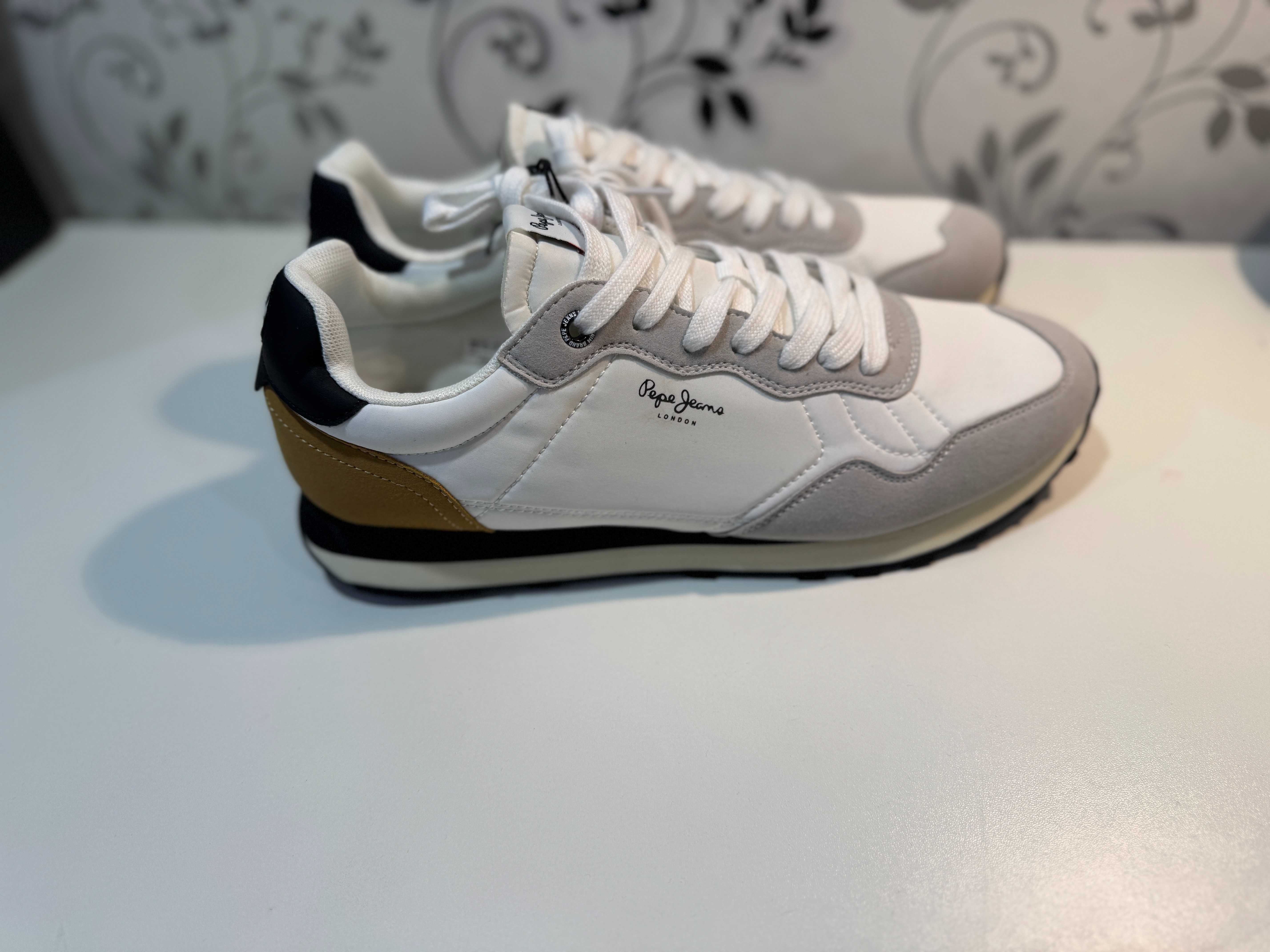 Кросівки Pepe Jeans PMS30945-800 , 44р