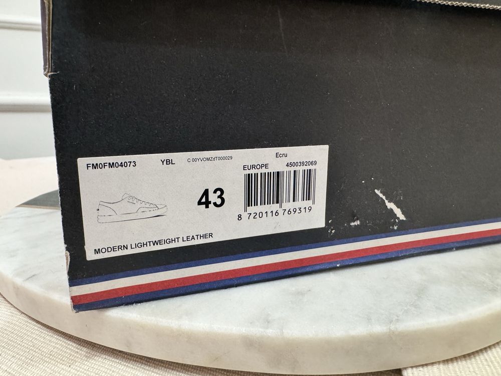 Białe buty sneakersy Tommy Hilfiger 43/44