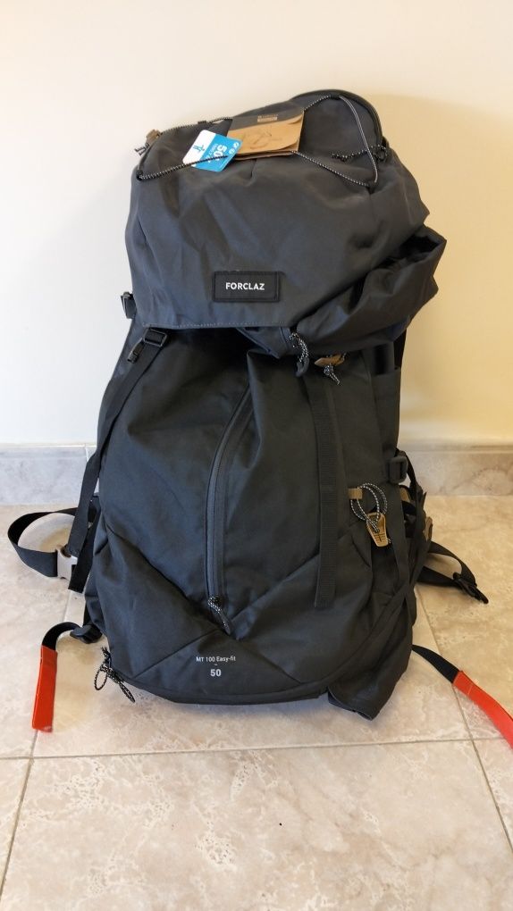 Mochila Caminhada Forclaz 50L