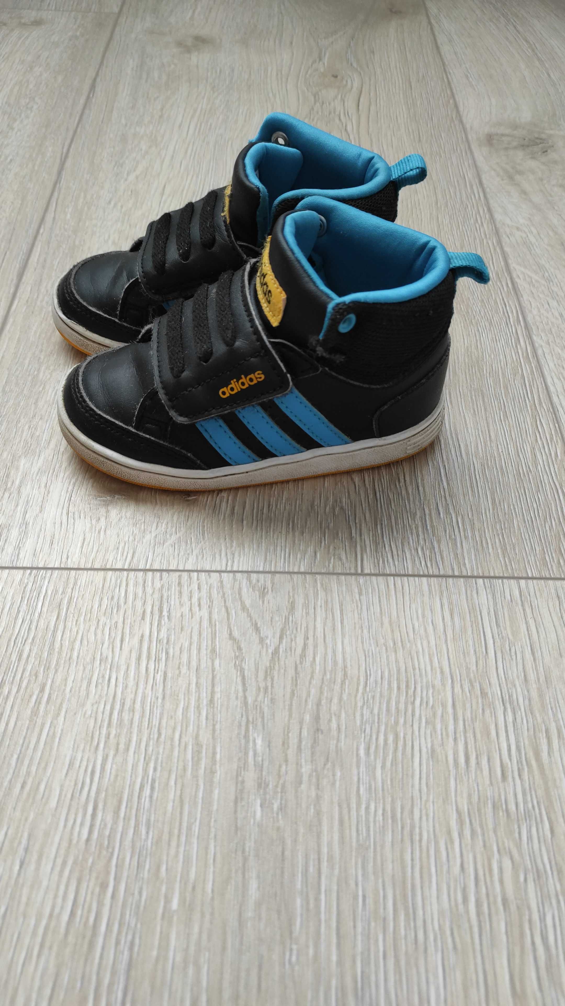 Adidasy dla chłopca Adidas r. 22