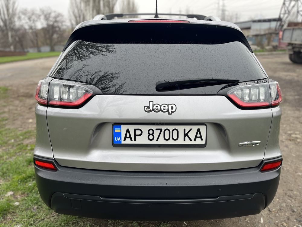 Продам Jeep Cherokee LATITUDE 2018