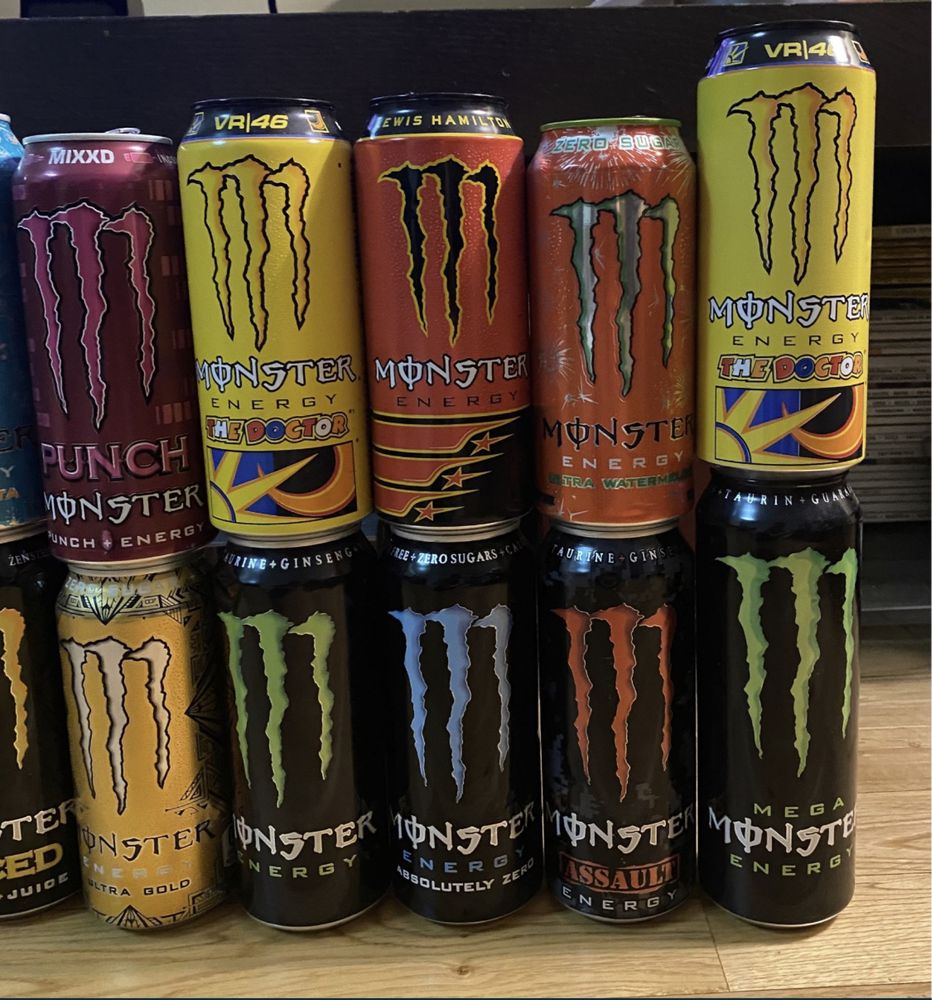 Latas Monster Energy