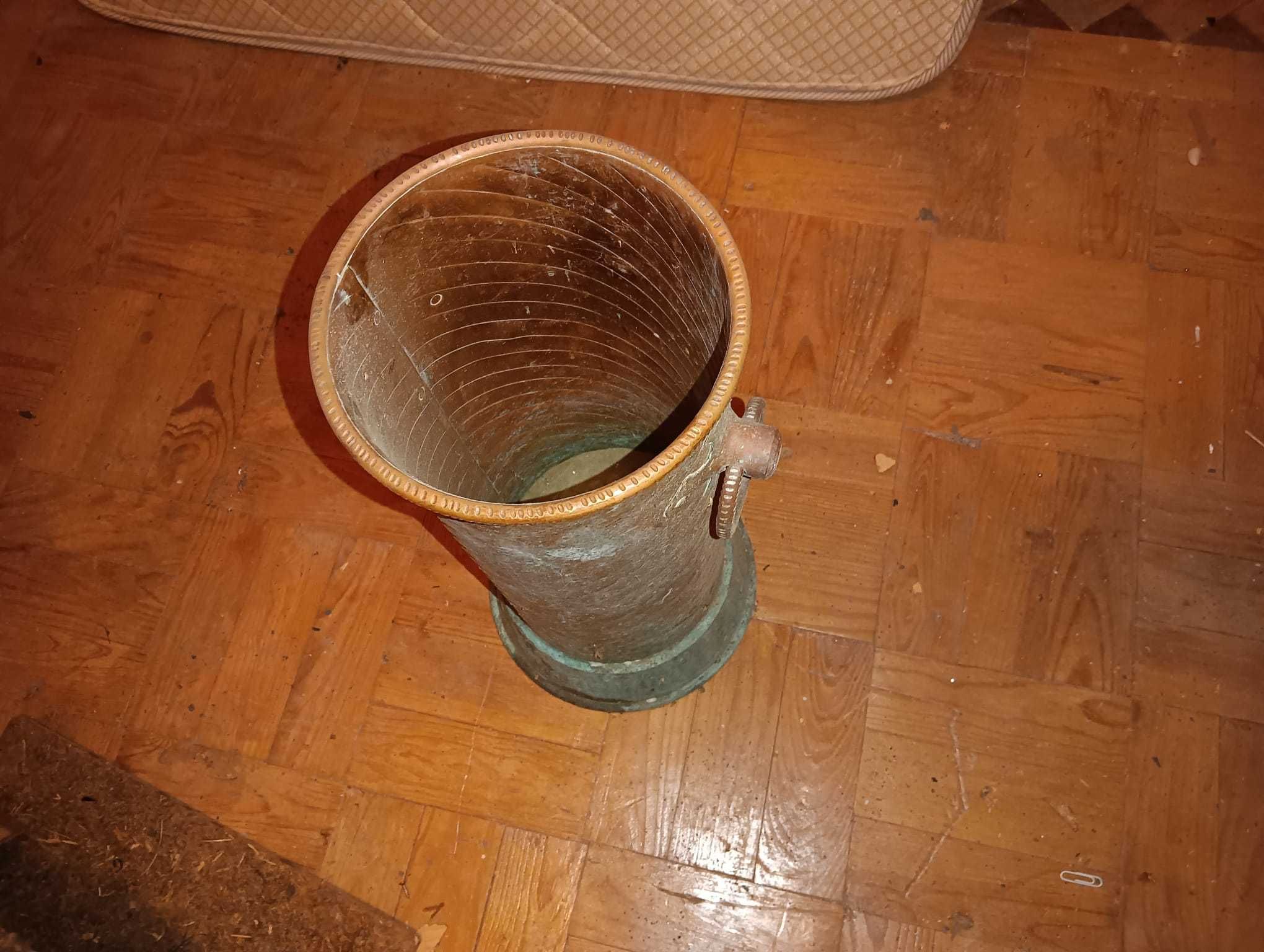 Suporte para guarda chuva em cobre