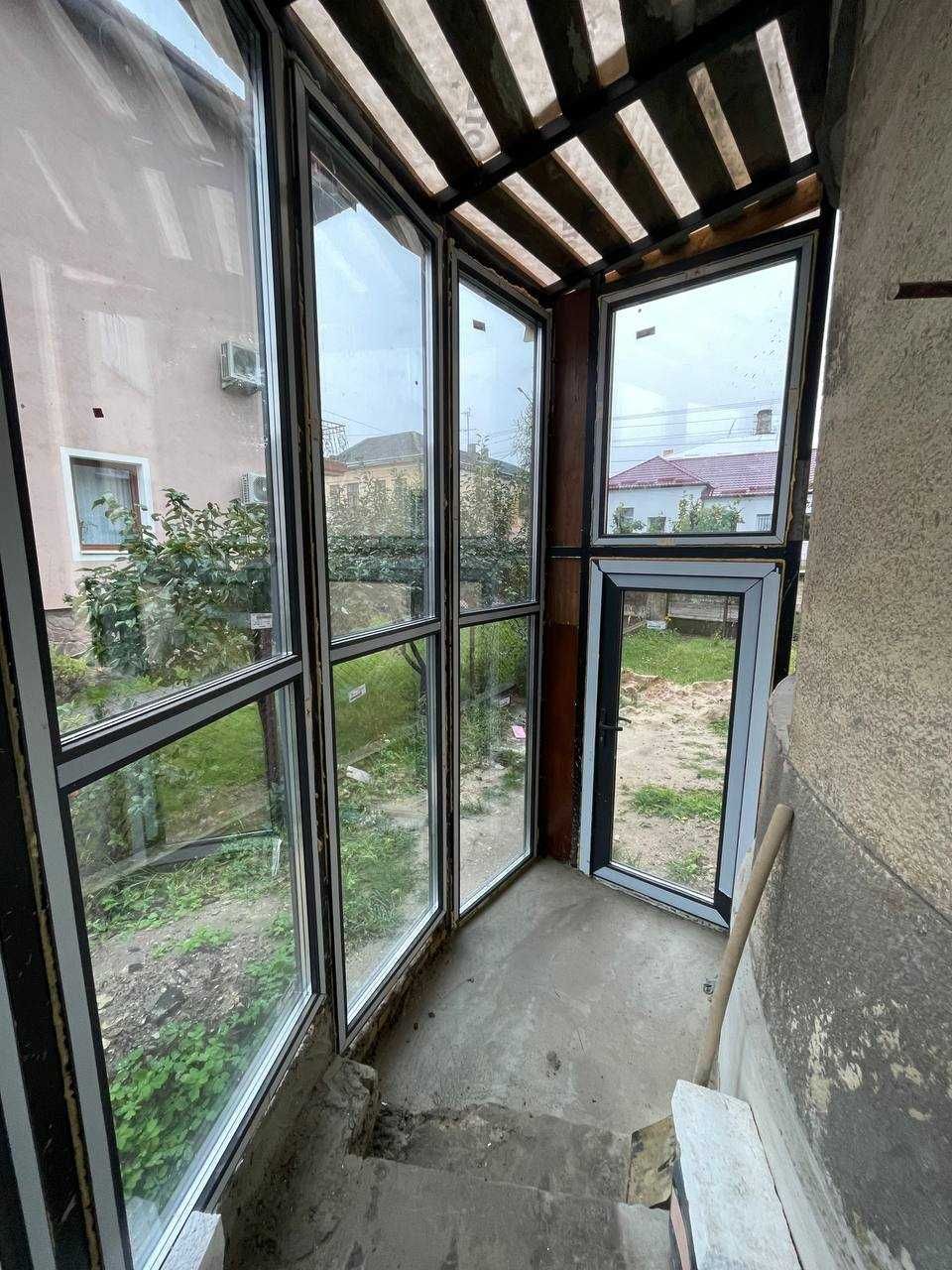Продаж комерційного приміщення, фасад, м.Золочів