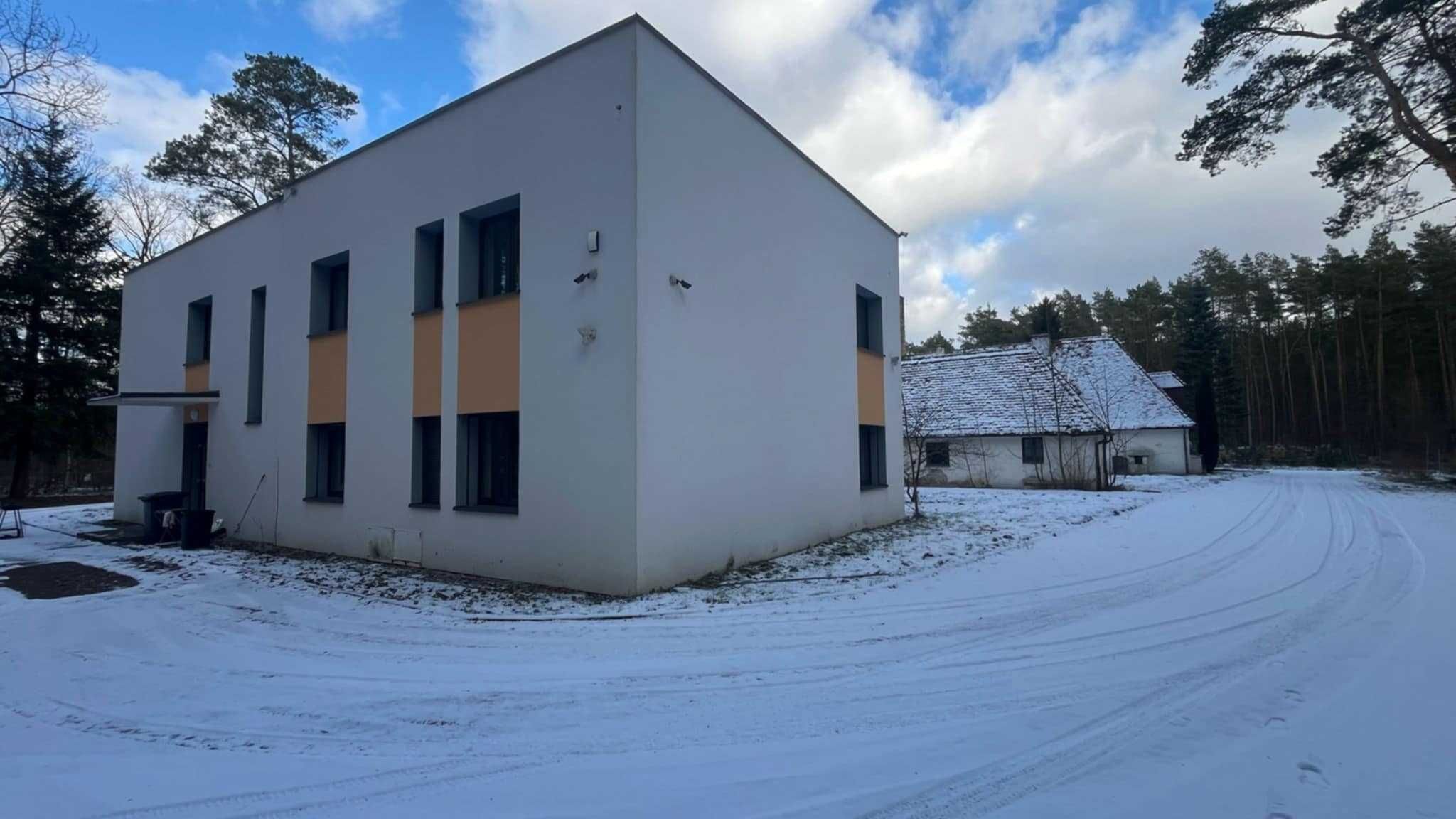 Biurowiec do wynajęcia