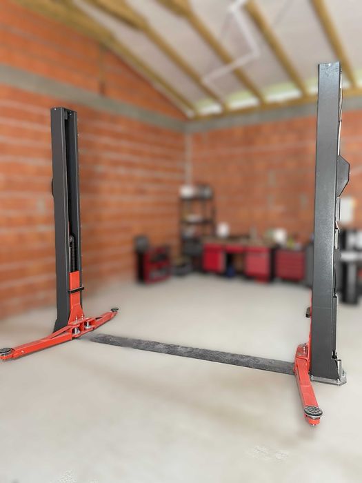 Podnośnik dwukolumnowy Półautomatyczny 4t Well Kraft L-2040S SE