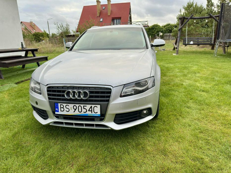 Sprzedam Audi A4 B8 2.0 TDI 2010 rok