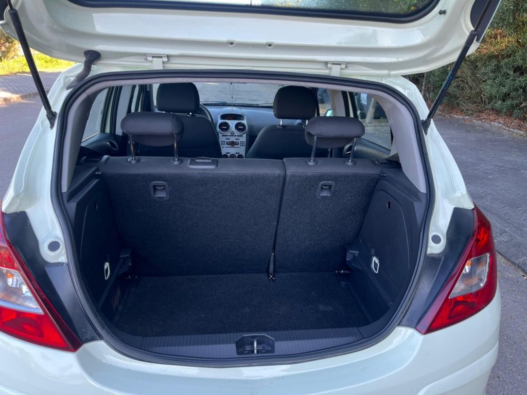Opel corsa 1.3cdti 5lug ano 2011
