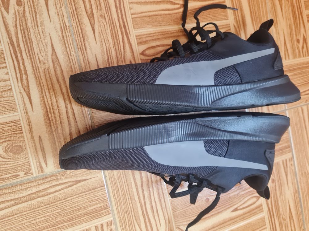 Sapatilhas Puma cor preta 43